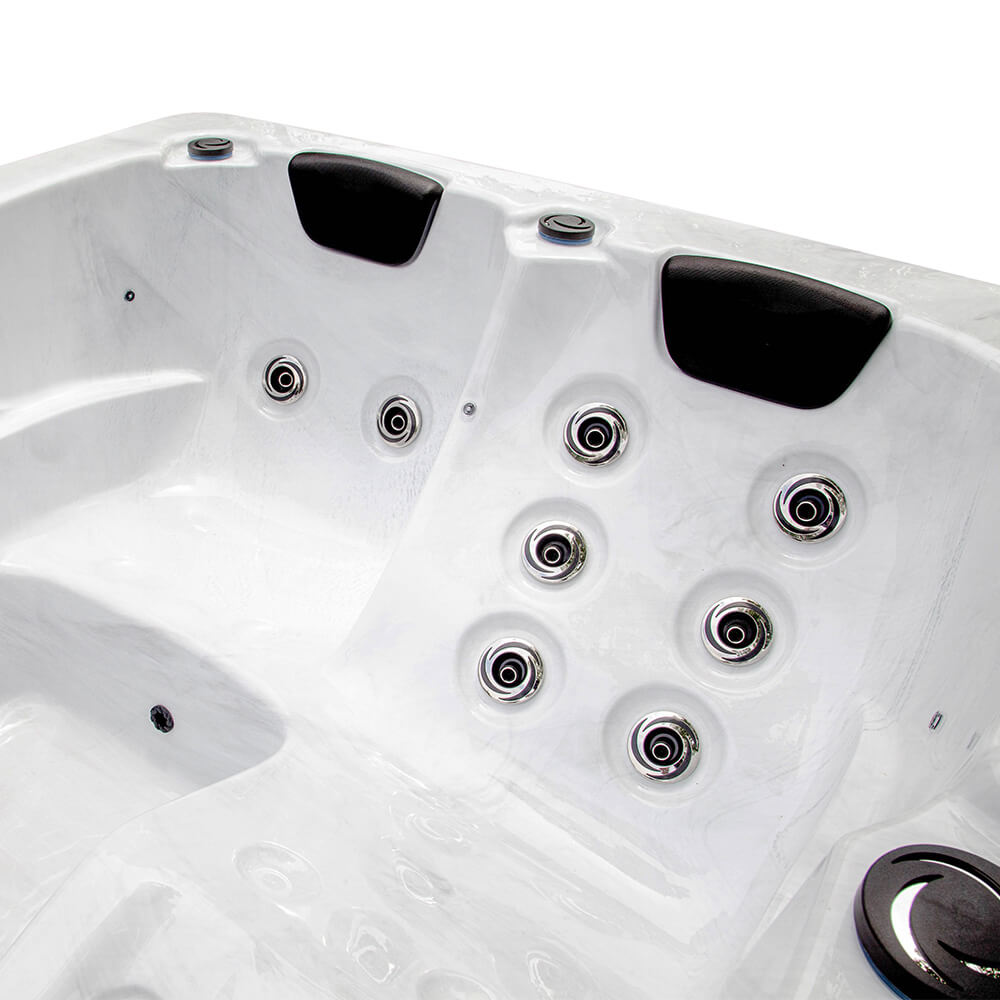 Home Deluxe Outdoor Whirlpool mit Treppe und Thermoabdeckung WHITE MARBLE - 210 x 160 cm für 3 Personen