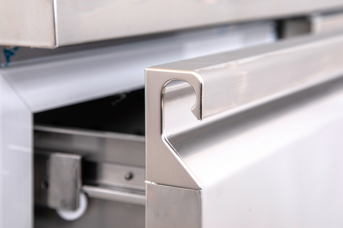 KBS Gastrotechnik Kühltisch Ready KT2602 mit Arbeitsplatte 1 Tür, 2 halbe Schubladen