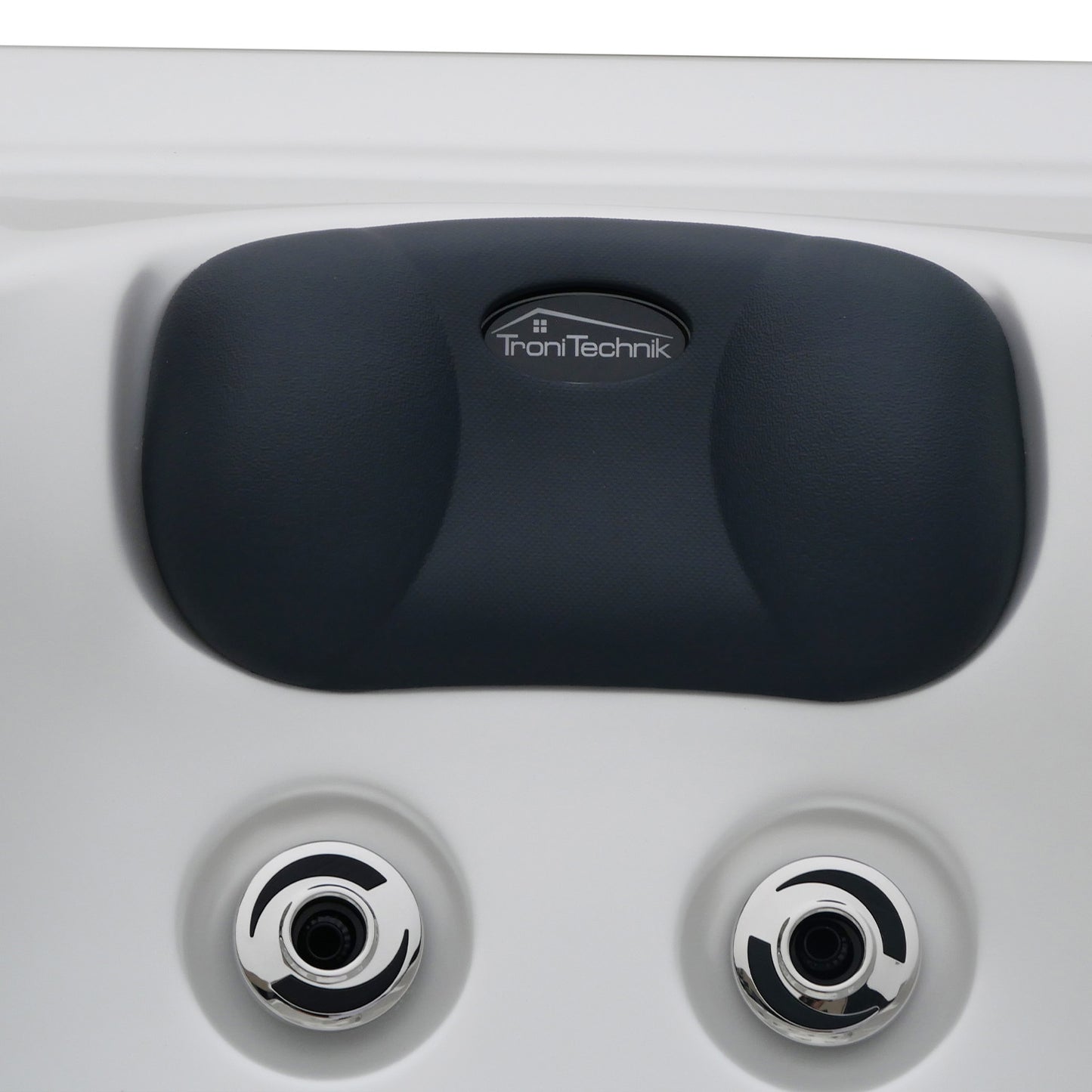 Tronitechnik Outdoor Whirlpool Spa BOTTARO perlmutt