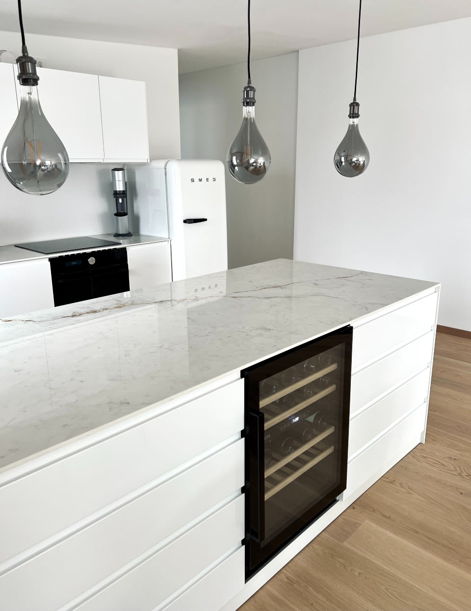 Cavin Scandinavian Collection 40 Fullglass Black - Unterbau-Weinkühlschrank