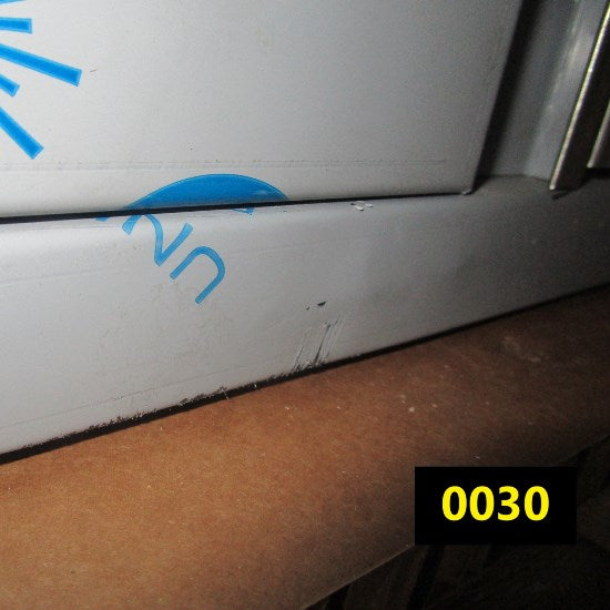 Virtus Wandhängeschrank mit Flügeltüren und Zwischenbord, 800x400 mm - BESCHÄDIGT