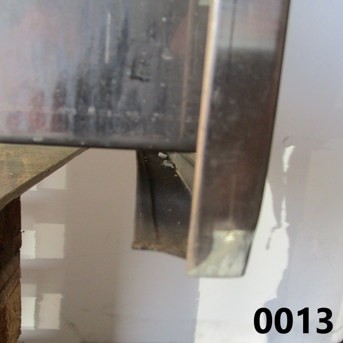 Virtus Wandhängeschrank mit Schiebetüren und Zwischenboden, 1600x400 mm - GEBRAUCHT