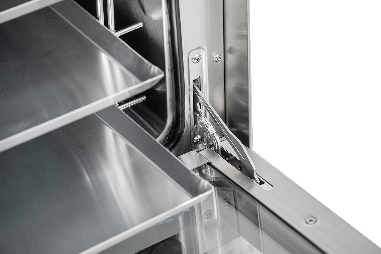 KBS Gastrotechnik Heißluftofen Euronorm 6,4 kW mit manueller Beschwadung und digitaler Zeitanzeige