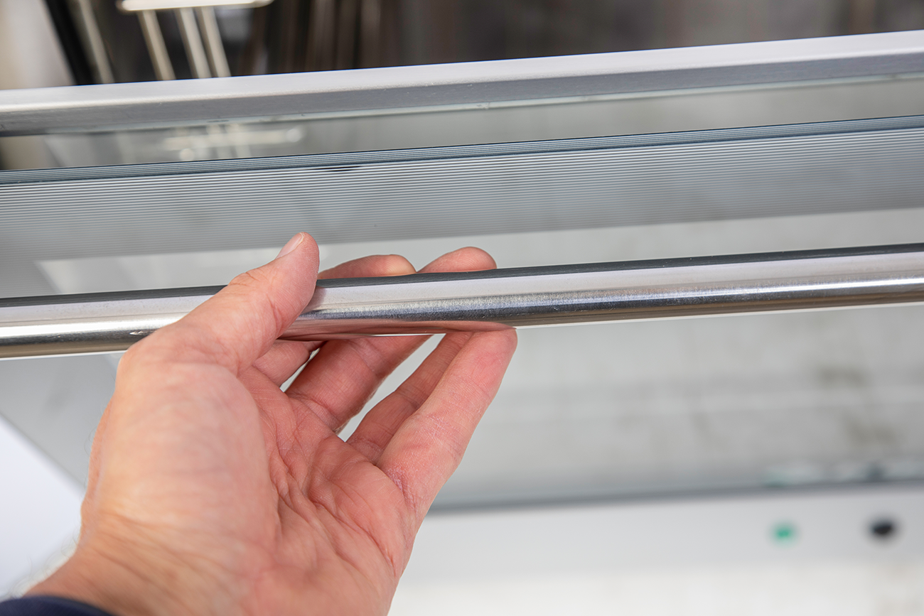 KBS Gastrotechnik Heißluftofen Euronorm 6,4 kW mit manueller Beschwadung und digitaler Zeitanzeige