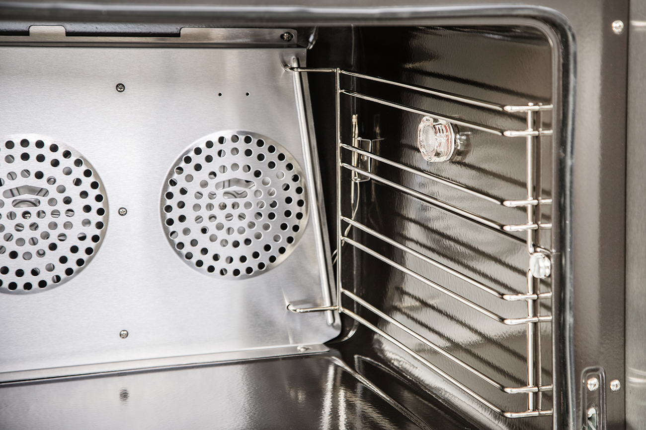 KBS Gastrotechnik Heißluftofen 2,7 kW für 4 Bleche/Roste 430x320mm und digitaler Zeitanzeige