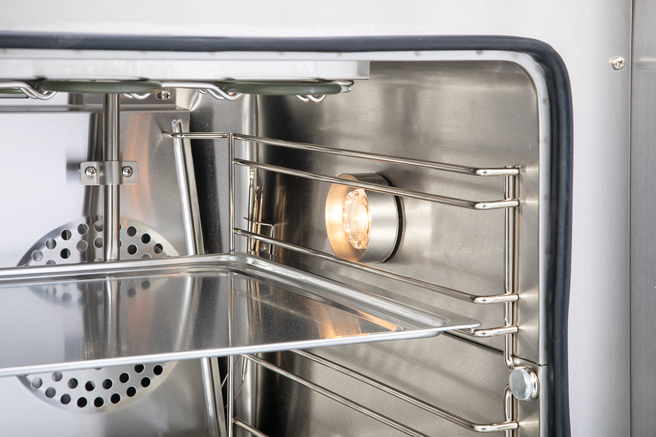 KBS Gastrotechnik Heißluftofen Premium 2,7 kW manuelle Beschwadung Grillfunktion digitale Anzeige