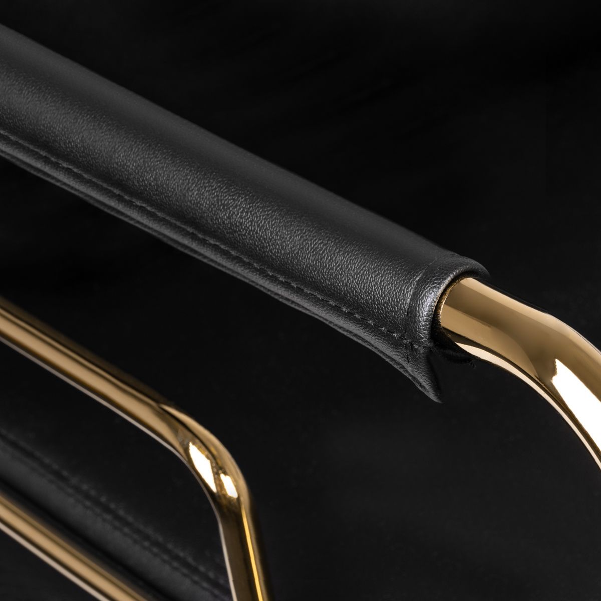 ActiveShop Gabbiano Friseurstuhl Prato Gold - Schwarz