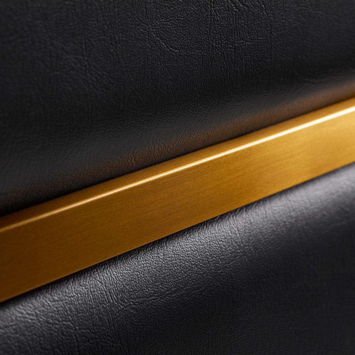 ActiveShop Gabbiano Friseurstuhl Toledo Gold Schwarz