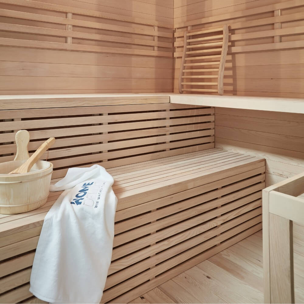 Home Deluxe Traditionelle Sauna SKYLINE BIG XL - 200 x 200 cm für 6 Personen