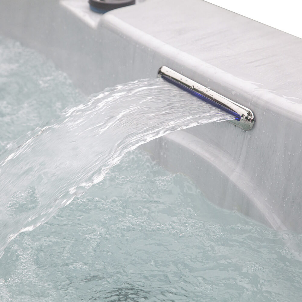 Home Deluxe Outdoor Whirlpool WHITE MARBLE PURE - 210 x 160 cm für 3 Personen