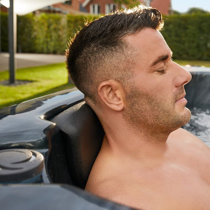 Home Deluxe Outdoor Whirlpool BLACK MARBLE PURE - 210 x 160 cm für 3 Personen