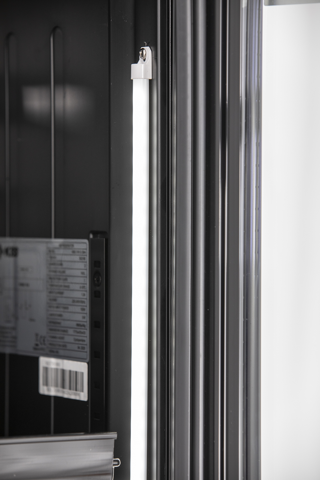 KBS Gastrotechnik Glastürkühlschrank KBS 316 G Slim schwarz