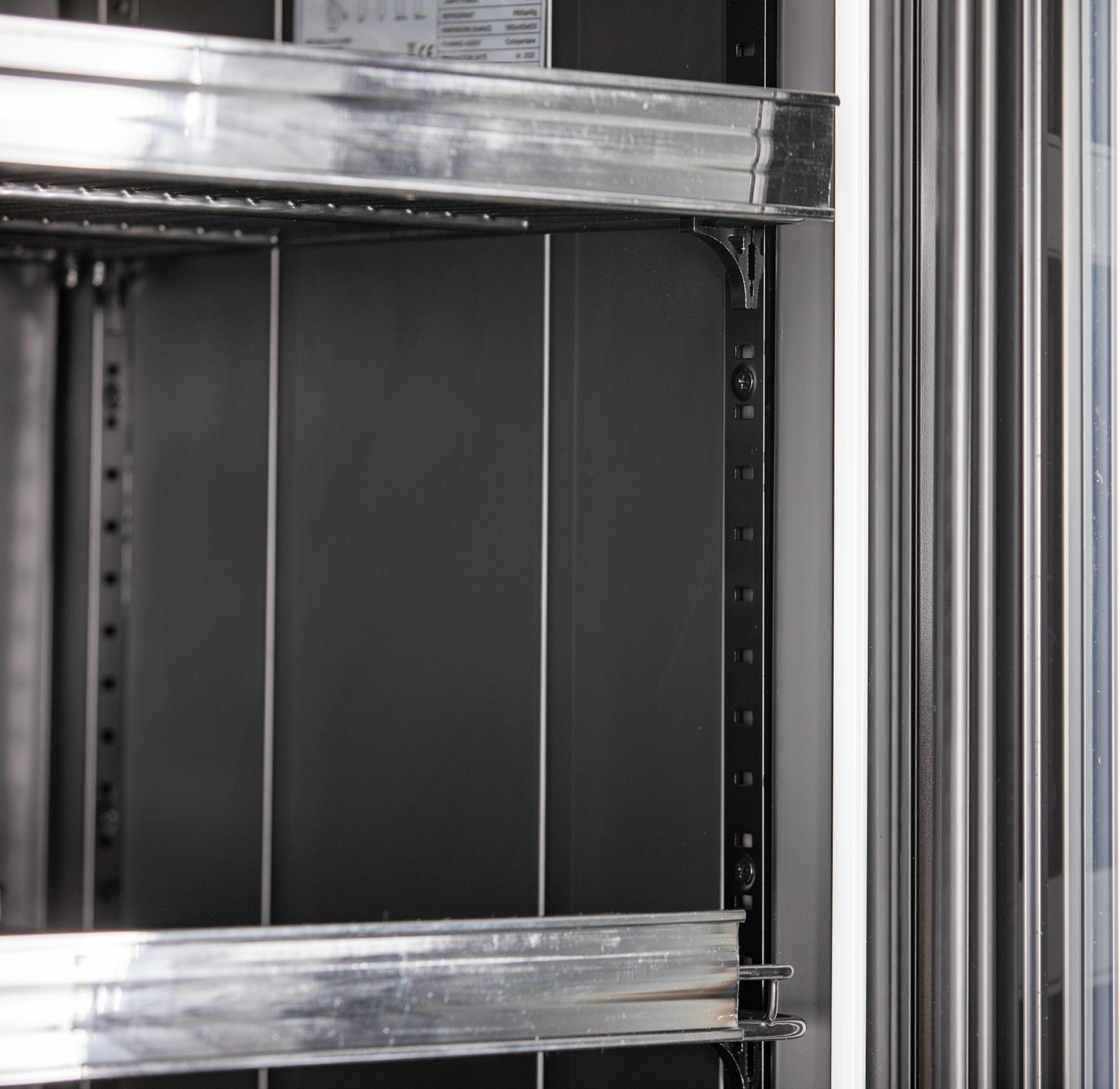 KBS Gastrotechnik Glastürkühlschrank KBS 327 G Slim schwarz