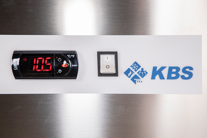 KBS Gastrotechnik Kühltisch Ready KT4602 mit Arbeitsplatte 3 Türen, 2 halbe Schubladen