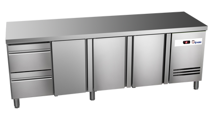 KBS Gastrotechnik Kühltisch Ready KT4102 mit Arbeitsplatte 3 Türen 2 halbe Schublade