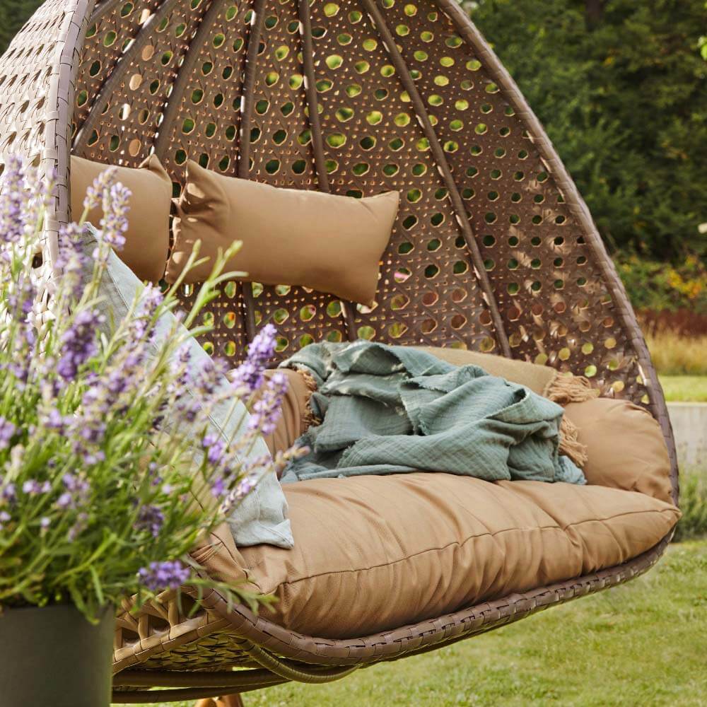 Home Deluxe Polyrattan Hängesessel mit Regenabdeckung TWIN - Braun für 2 Personen