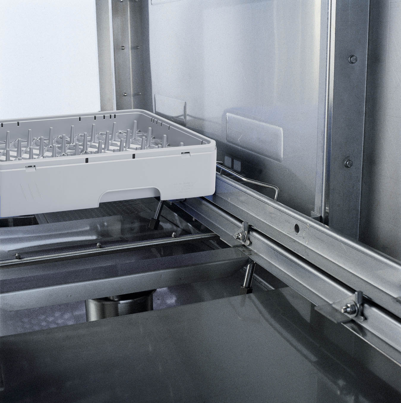 CombiSteel PL KORBTRANSPORTSPÜLMASCHINE ASC CD