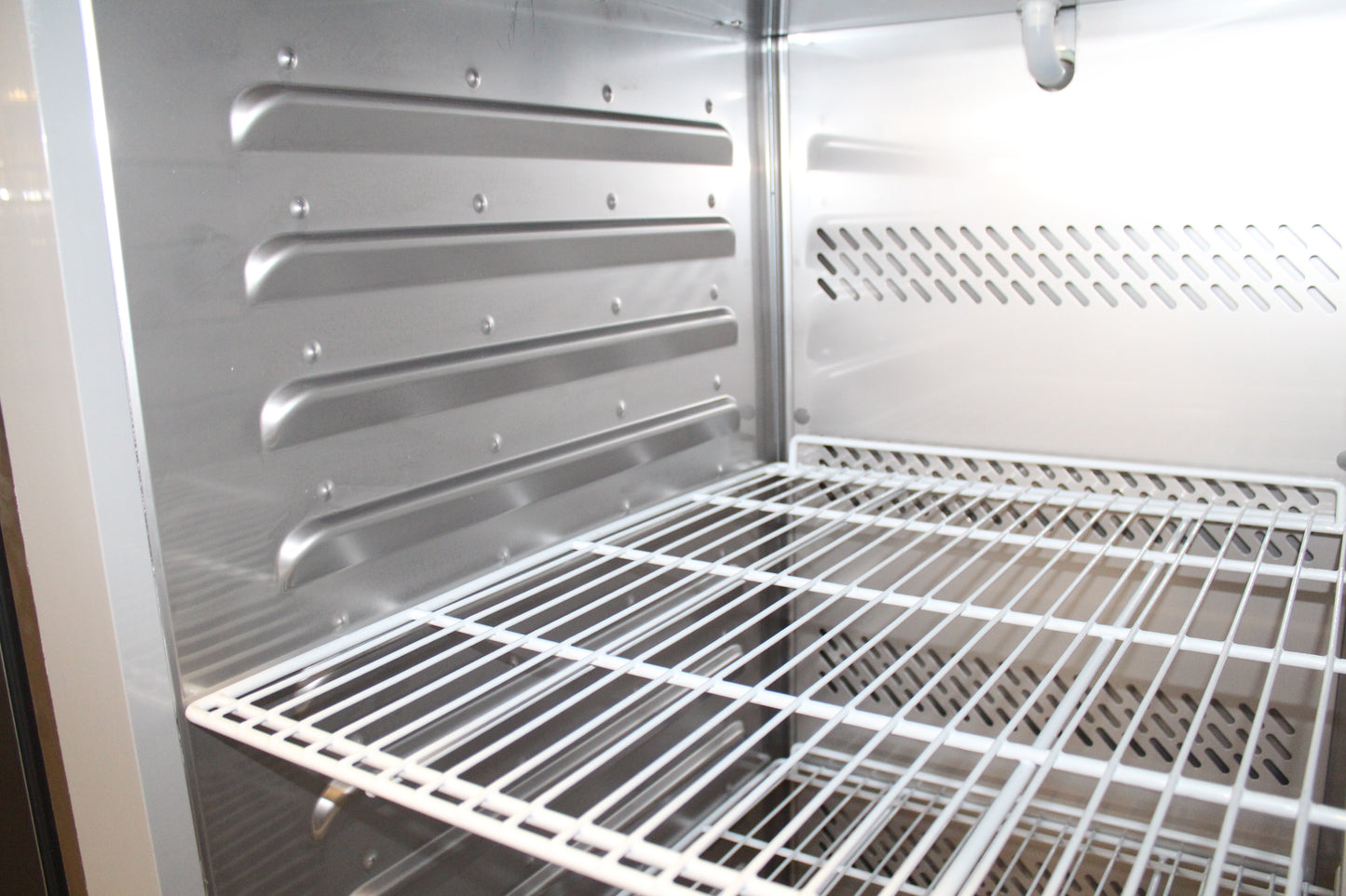 CombiSteel KÜHLSCHRANK EDELSTAHL 1 TÜR 560L ENERGY LINE