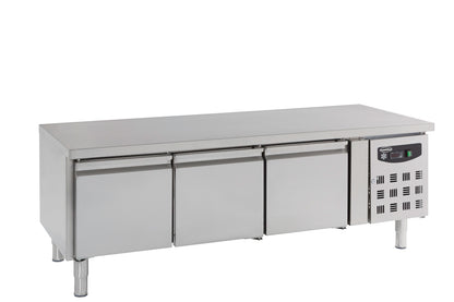 CombiSteel KÜHLTISCH 650 HOCH 3 TÜREN