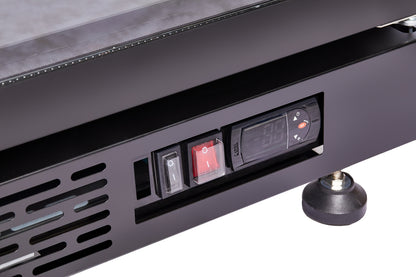 CombiSteel KÜHLSCHRANK 3 GLASTÜREN SCHWARZ NAP-1200 HT - MIT TÜRHEIZUNG