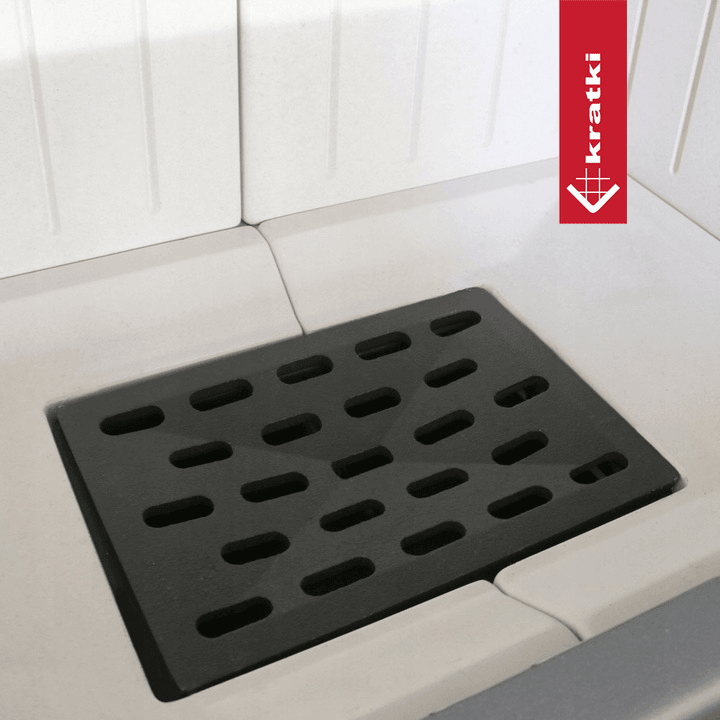 Kratki Kamineinsatz aus Stahl KRATKI LUCY SLIM rechts 8 kW Ø 160 schwarz Verkleidung