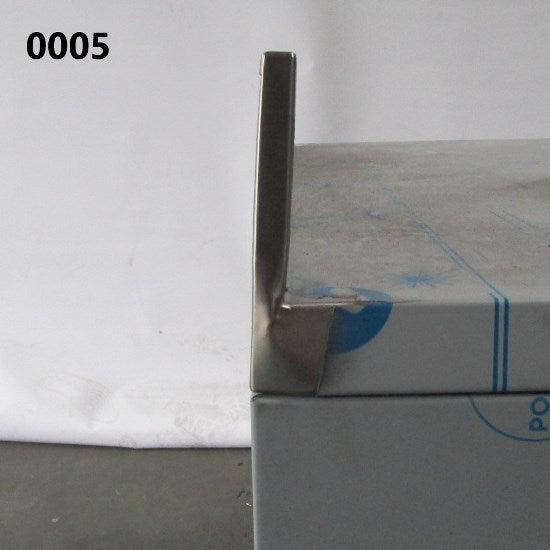 Virtus Neutraler Arbeitsschrank mit Schiebetüren und Aufkantung, 1200x600 mm - BESCHÄDIGT