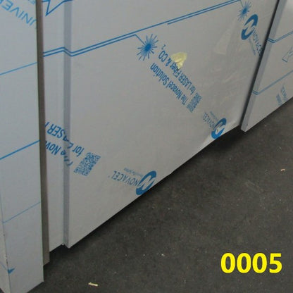 Virtus Neutraler Arbeitsschrank mit Schiebetüren und Aufkantung, 1200x600 mm - BESCHÄDIGT