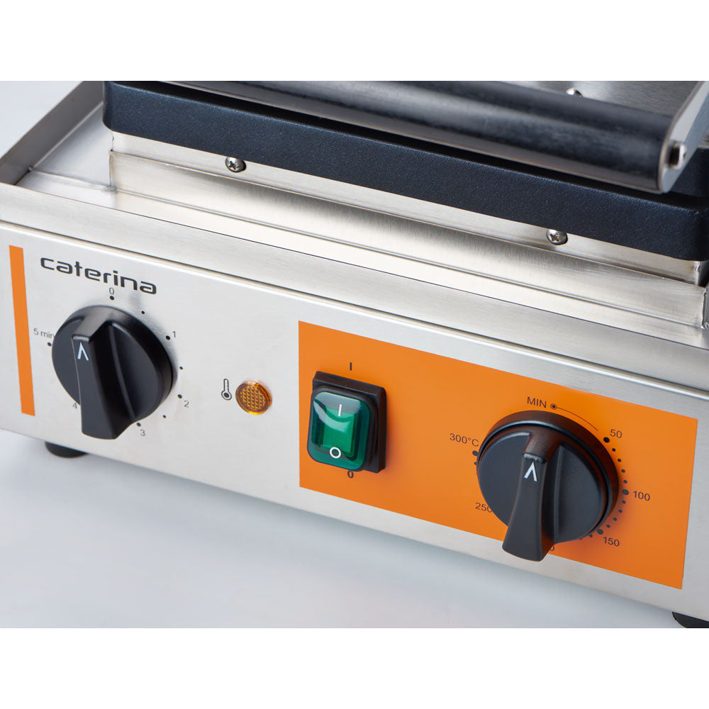 Stalgast Waffeleisen CATERINA, antihaftbeschichtete Platte, 320x380x240 mm, 1,5 kW 230 V