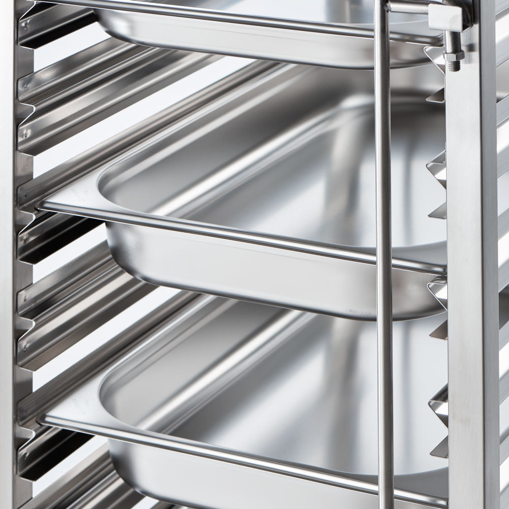 Stalgast Tablettwagen aus Edelstahl, passend für 14 x GN 1/1, 380 x 550 x 1735 mm (BxTxH)